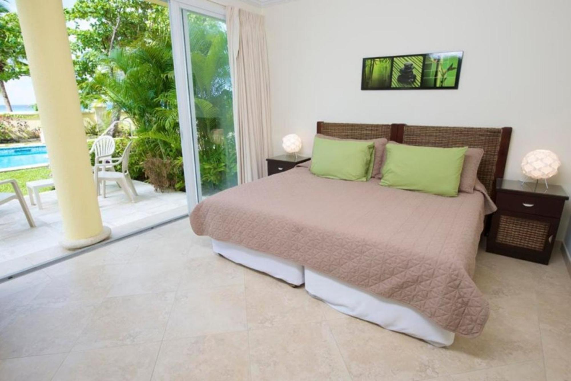 Sapphire Beach Condos Christ Church Rom bilde