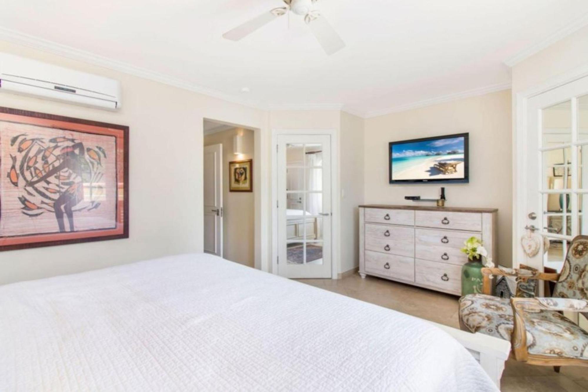 Sapphire Beach Condos Christ Church Rom bilde