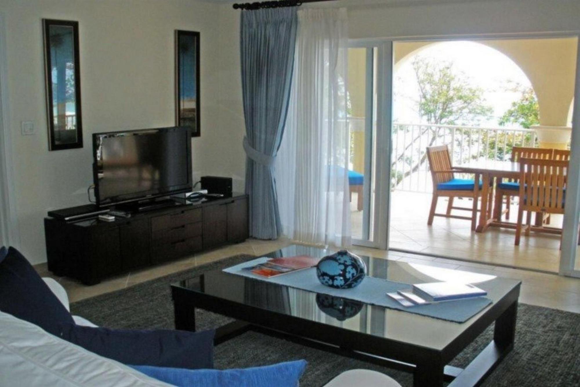 Sapphire Beach Condos Christ Church Rom bilde